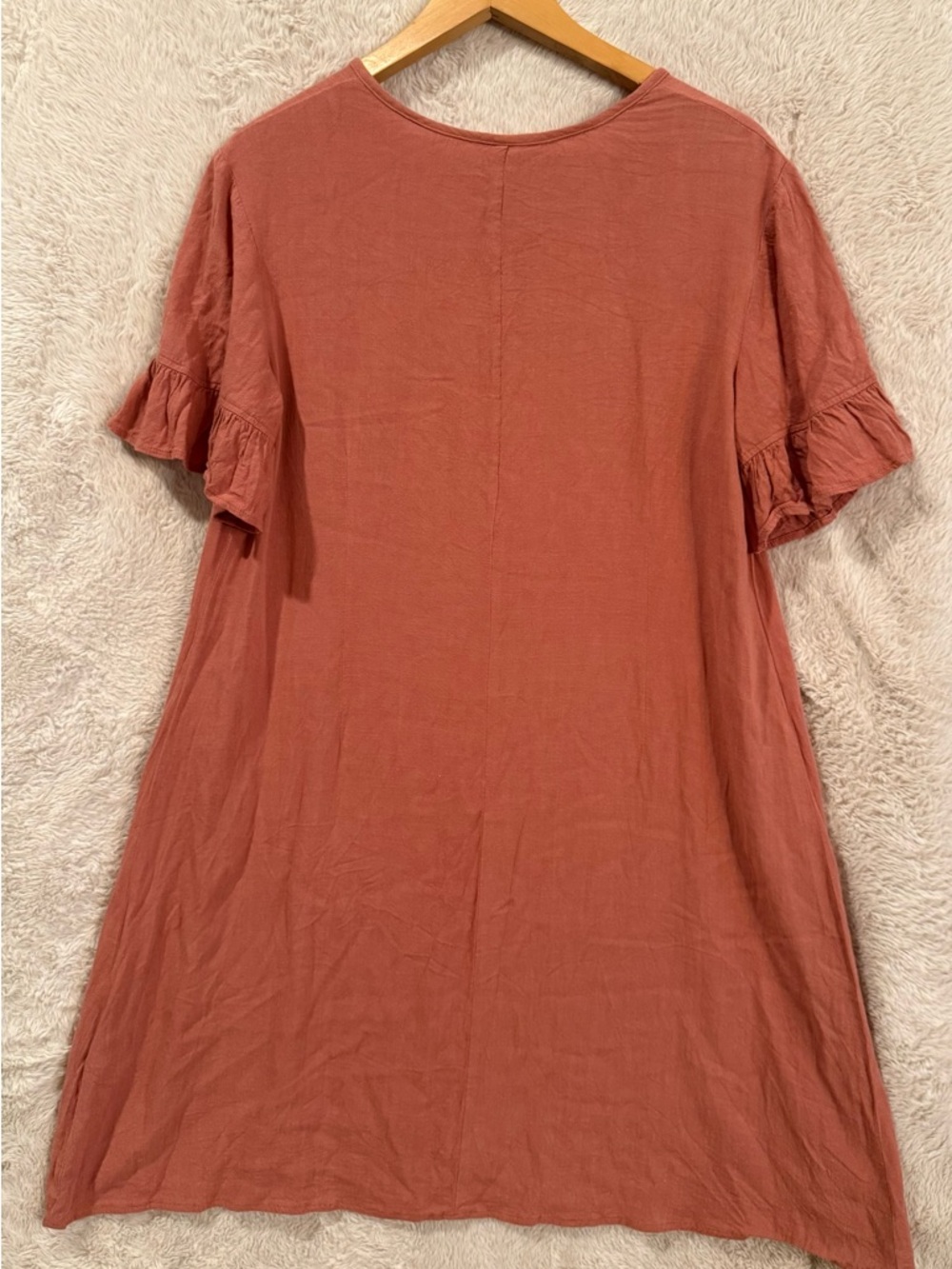 52Seven Flutter Sleeve Tie-Neck Mini Dress - Picture 3 of 7
